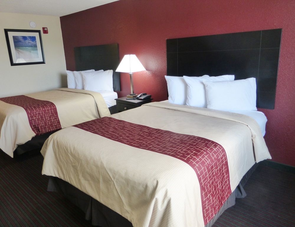 Red Roof Inn & Suites Pensacola-Nas Corry Beach Haven Kültér fotó